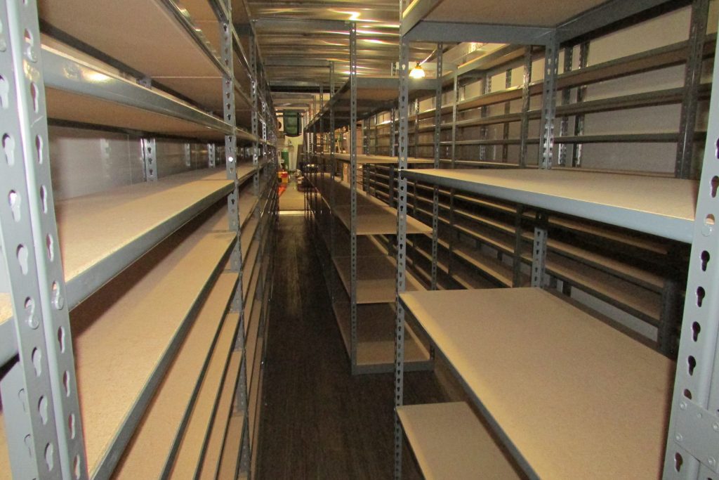 Single Rivet Boltless Shelving with Particle Board